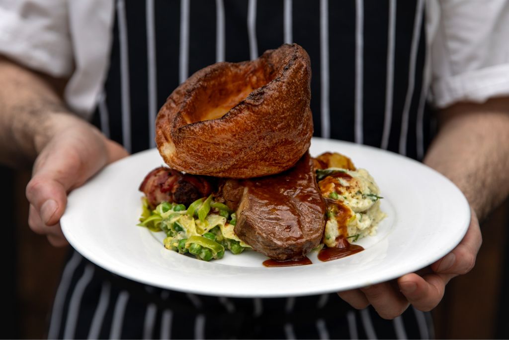 The Weyside Locally sourced British food & Sunday Roasts, Guildford