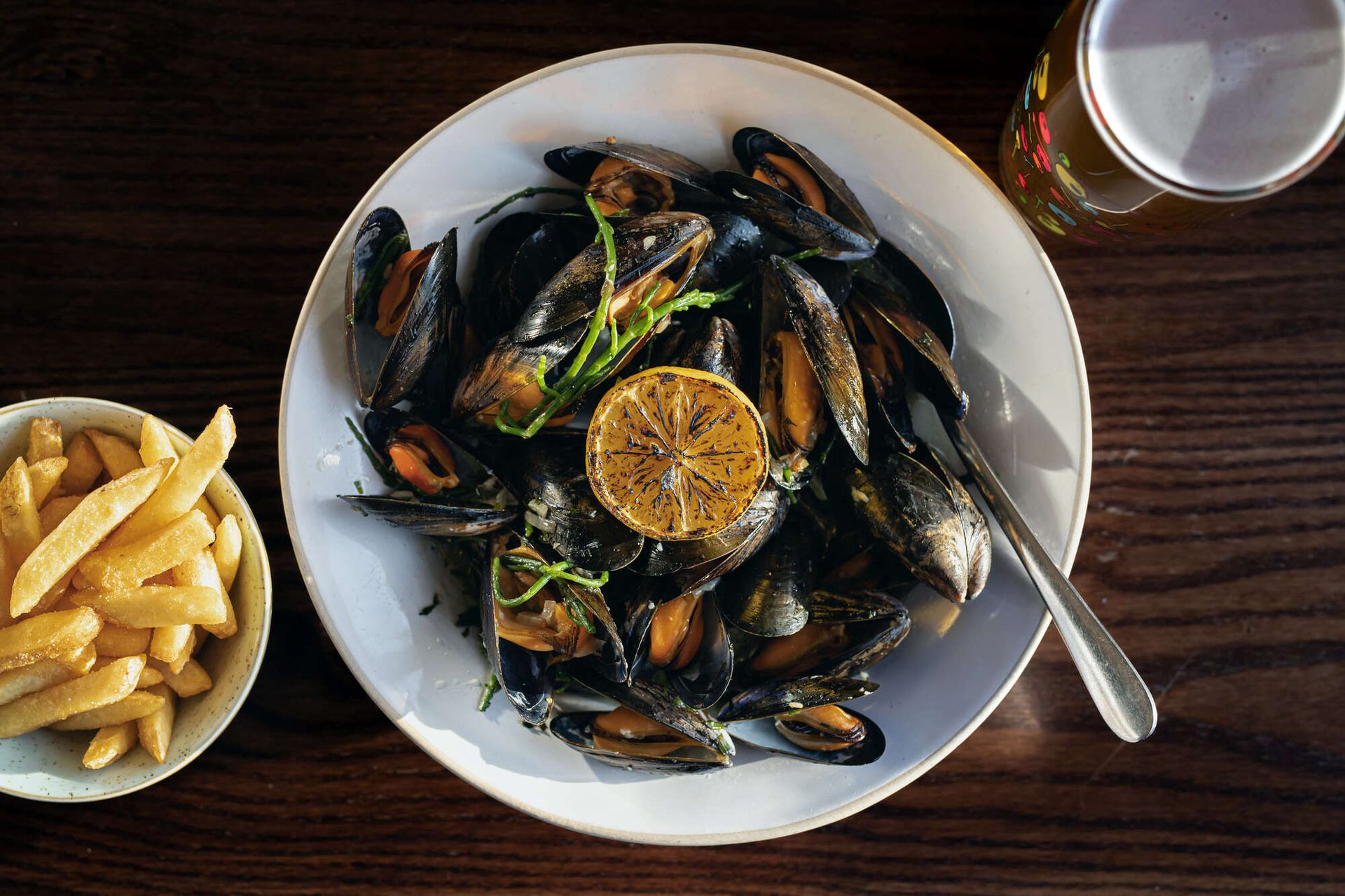 The Weyside Locally sourced British food & Sunday Roasts, Guildford