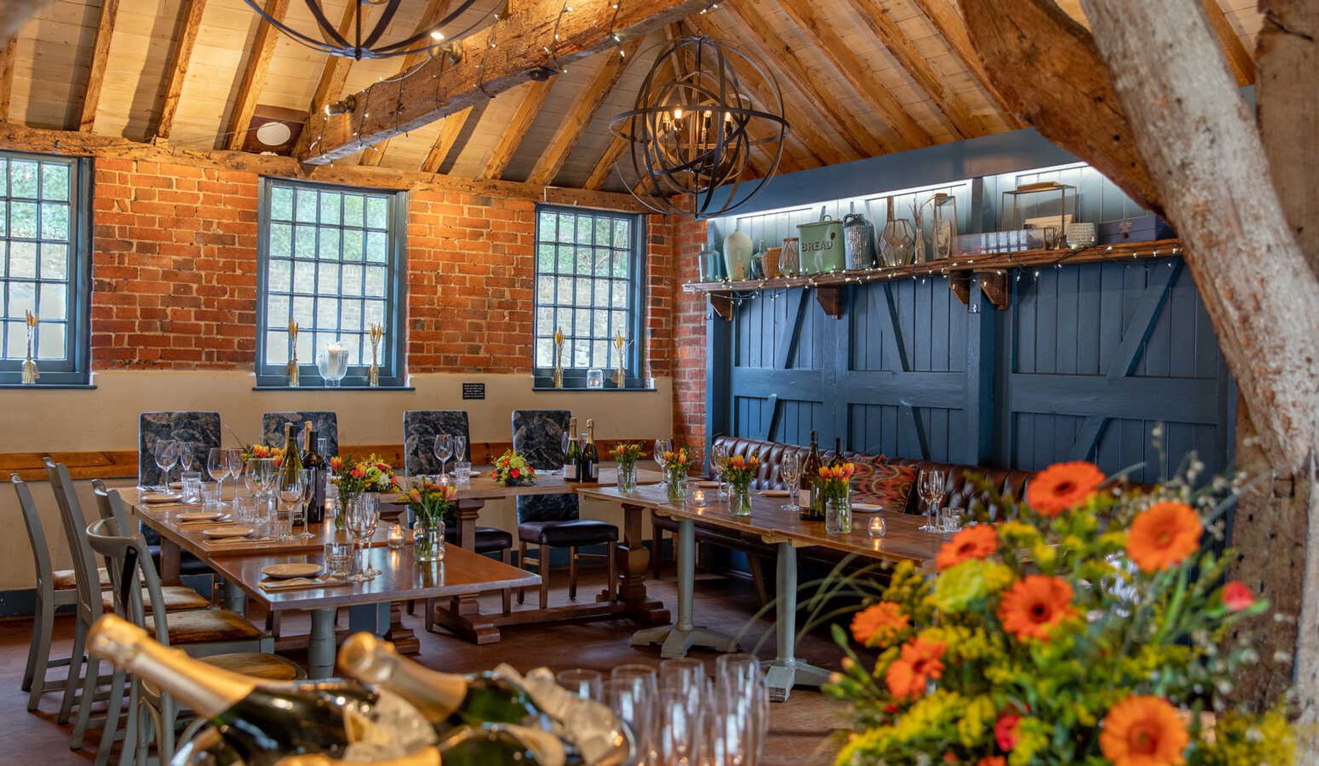 The Weyside Locally sourced British food & Sunday Roasts, Guildford